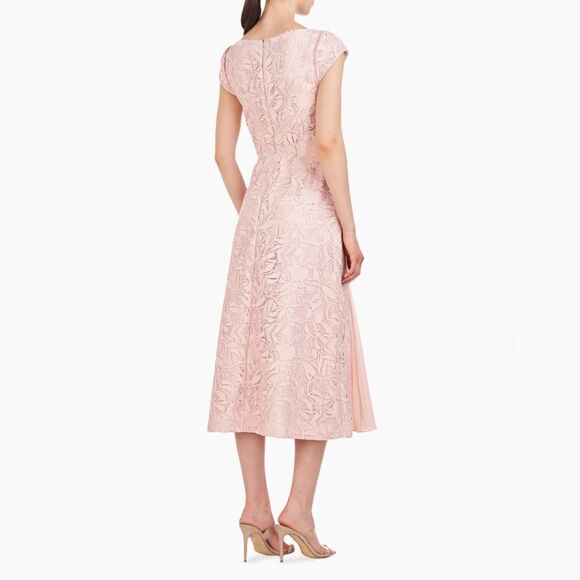 Kay Unger Angelina Lace Midi-Dress size 8 - Picture 3 of 12